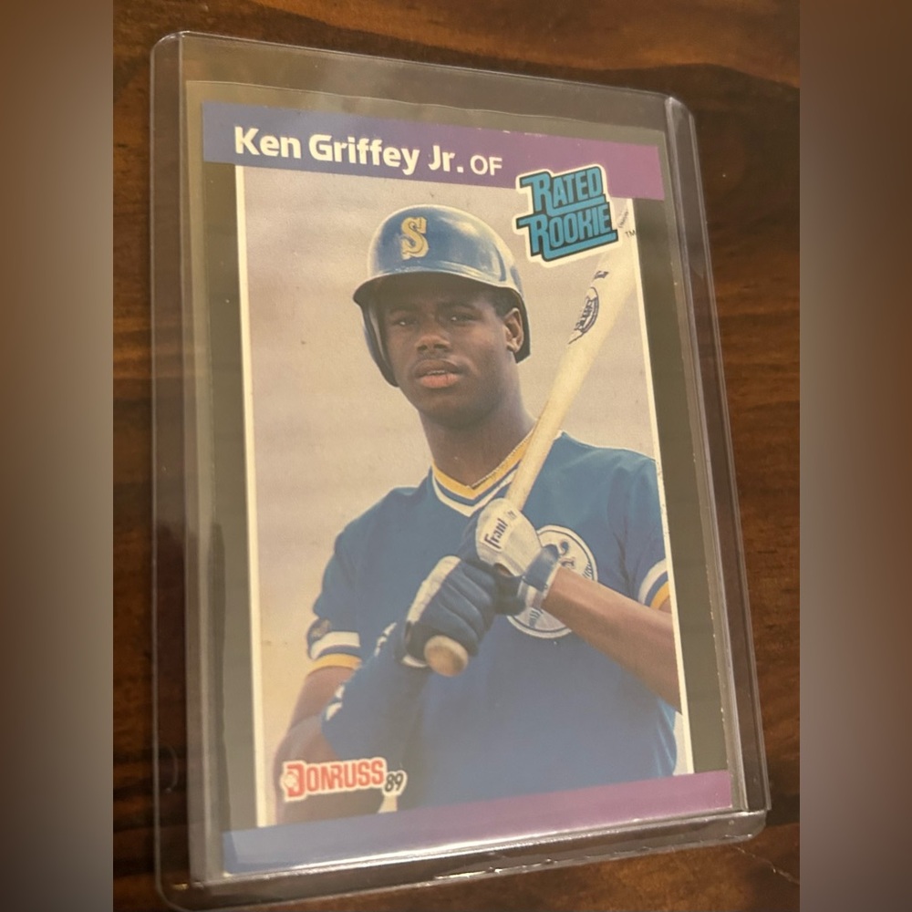 Ken Griffey Jr 1989 Donruss ‘Rated Rookie' Baseball Card - Picture 2 of 3